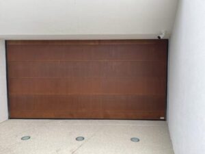 porte-de-garage-innovante-automatique-sans-rails-4